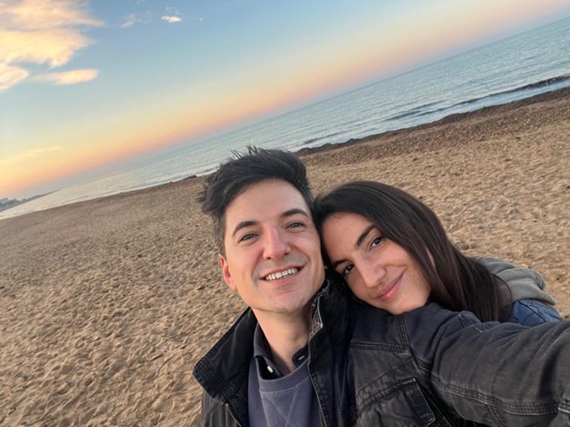 Sara y Alberto en la playa